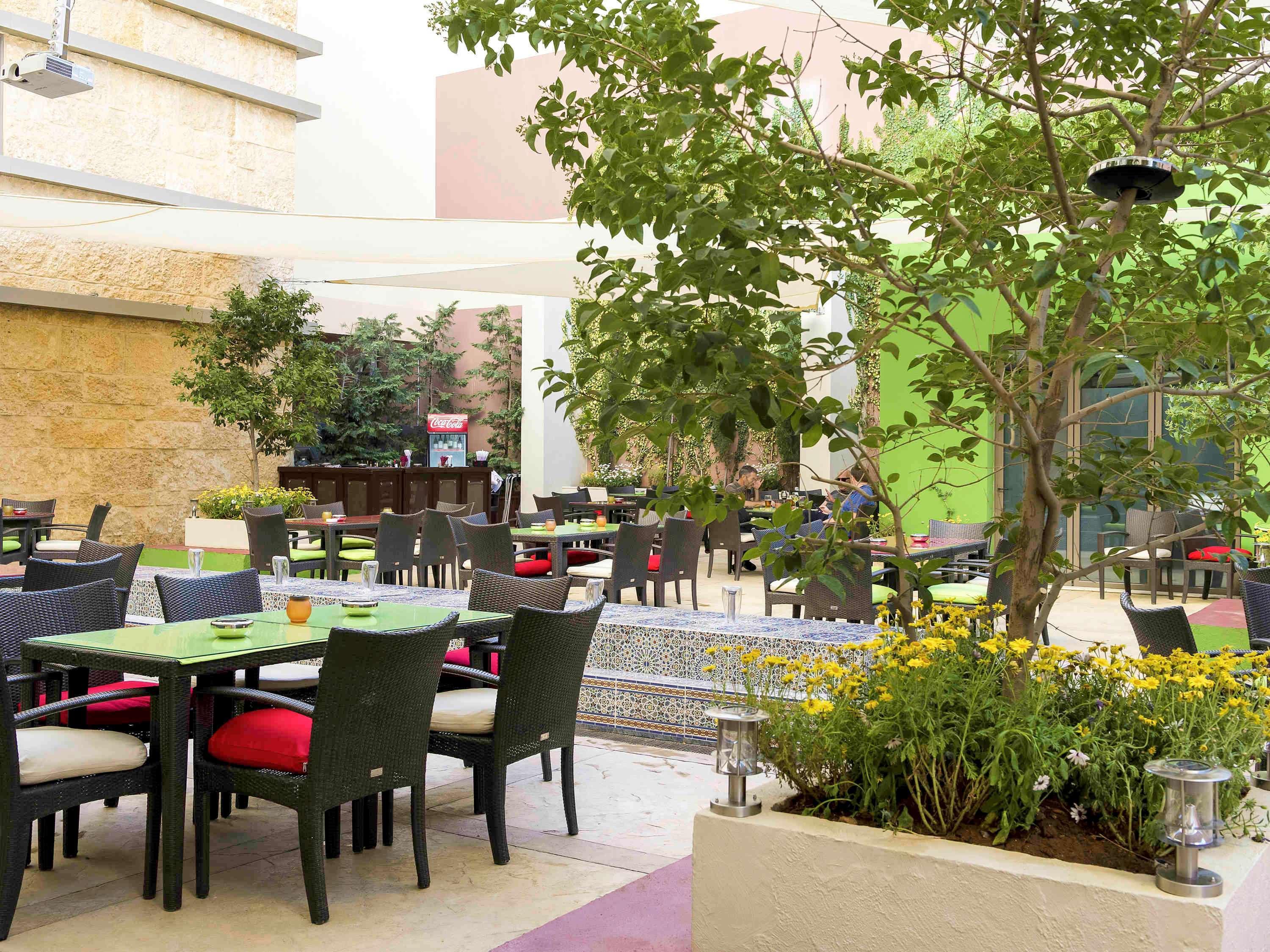 Ibis Amman Hotel Exterior photo